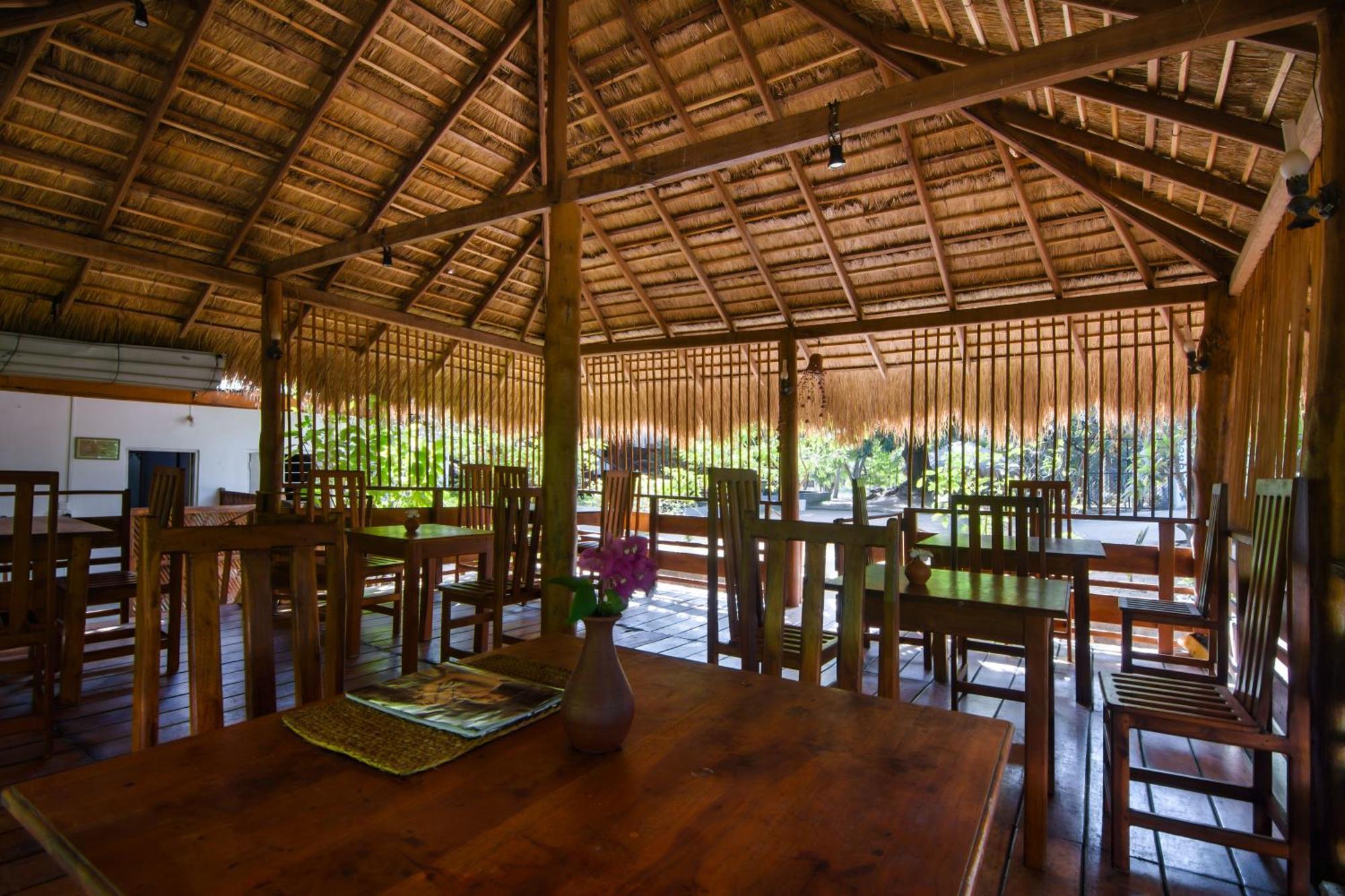 Arugambay Coco Bay Hotell Arugam Bay Exteriör bild