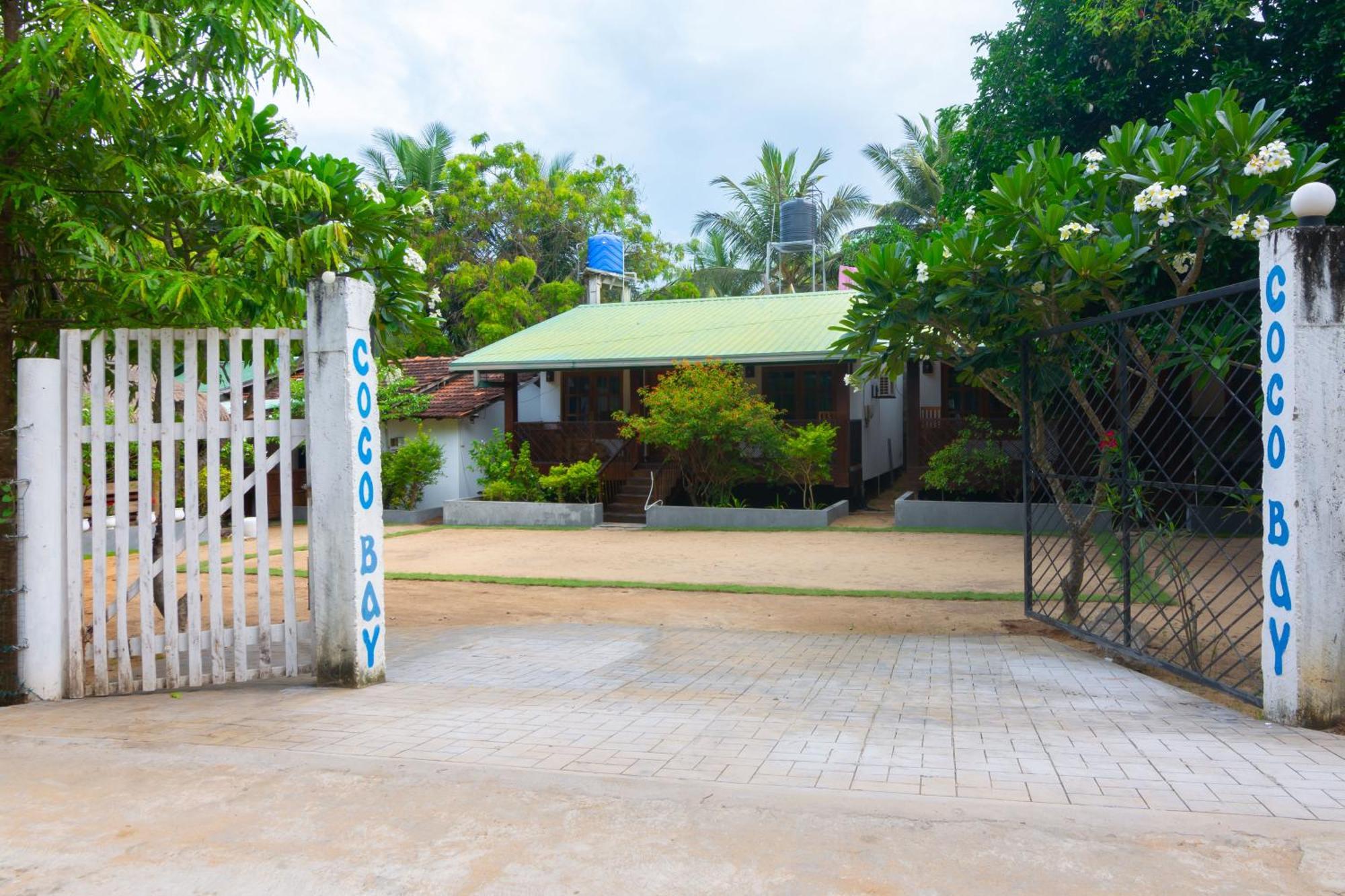 Arugambay Coco Bay Hotell Arugam Bay Exteriör bild